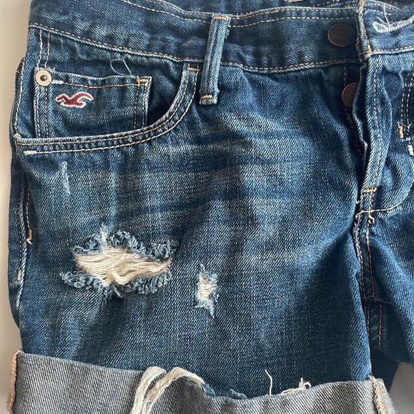 hollister ripped jean shorts - Picture 3 of 11